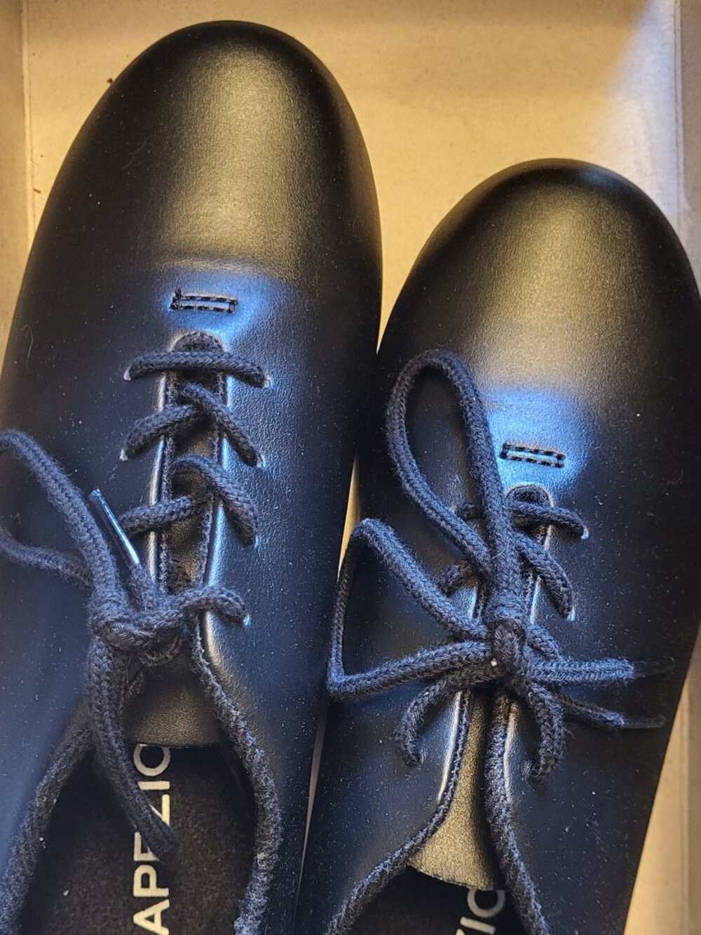Capezio tap shoes size 5.5